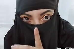 MILF Muslim Arab Step Mom Amateur Rides Anal Marital-device And Squirts In Felonious Niqab Hijab On Webcam