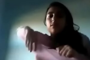 aircamxx.com-Indian Aunty livecam in nature'_s garb